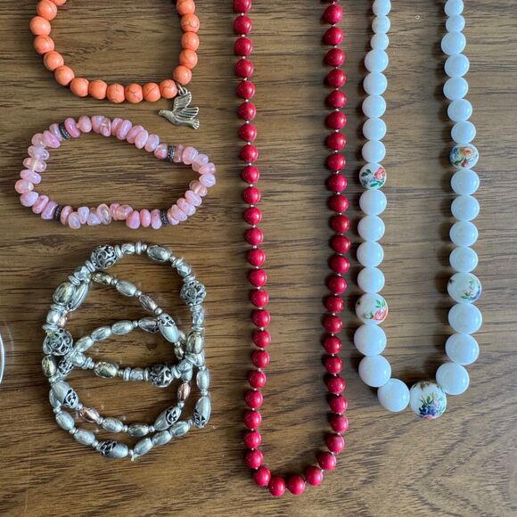 VINTAGE ESTATE JEWELRY LOT Necklaces Bracelets Brooch Beaded Charm 70s 80s EXACT - Picture 5 of 8